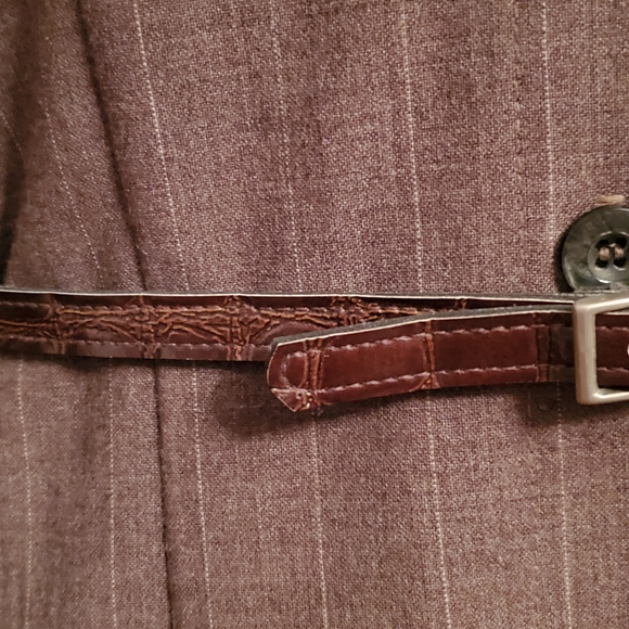 Sophisticated Long Sleeve Brown Dress - Picture 10 of 11